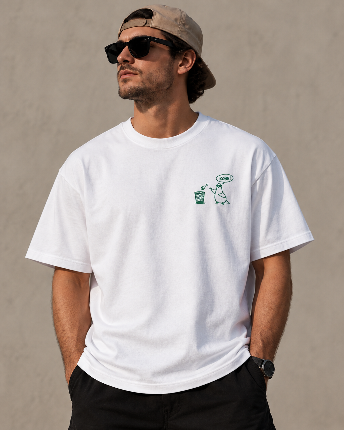 KOBE! Oversized T-Shirt – Weiss